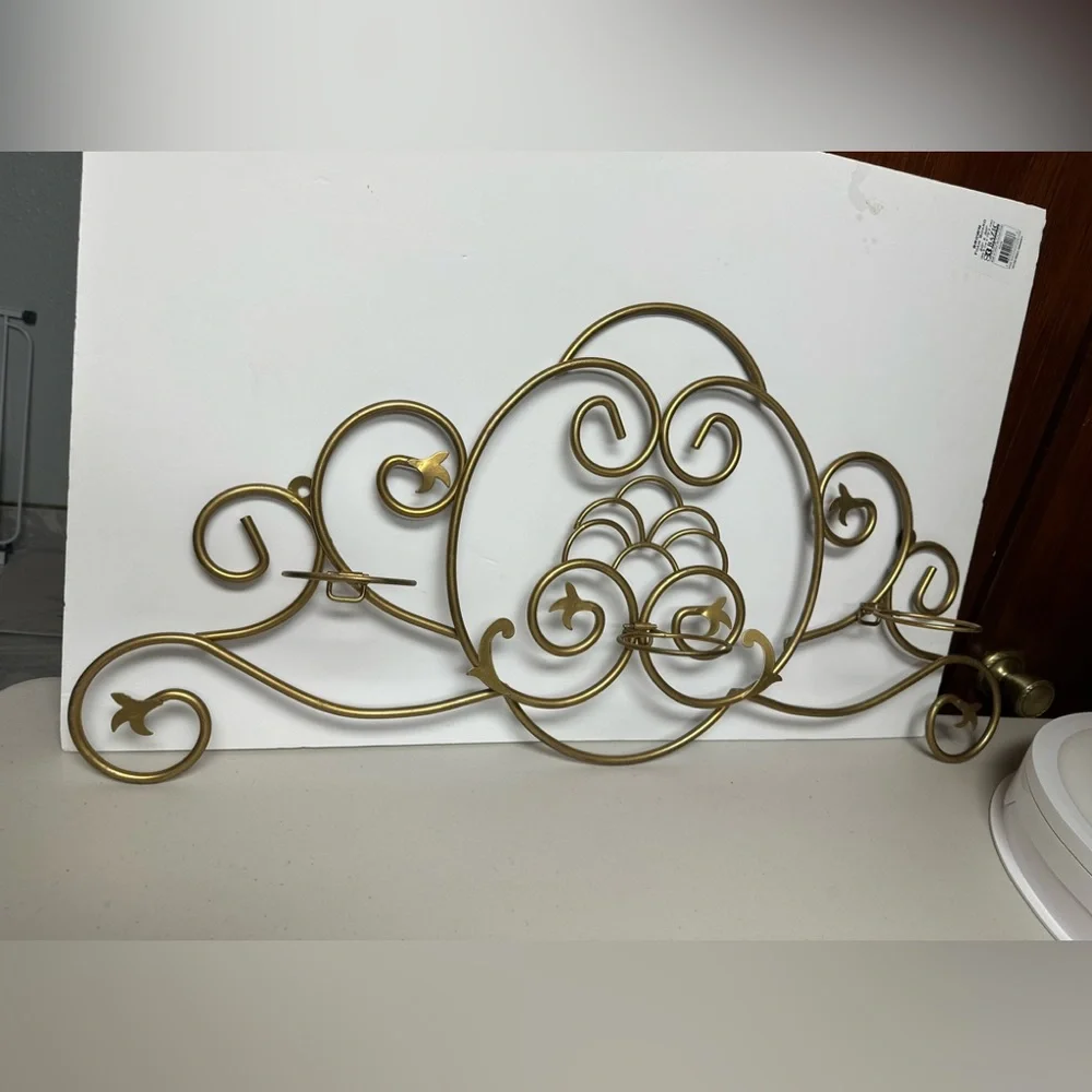 Home interiors Fleur de lis Hollywood Regency Hanging wall Candle Holder